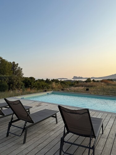 Mazet sea view private pool