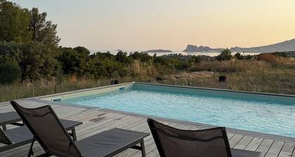 Mazet sea view private pool
