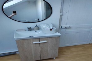 Handtücher, Toilettenpapier