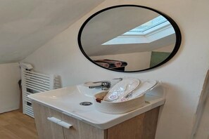 Handdoeken, toiletpapier