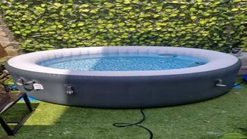 Außen-Whirlpool