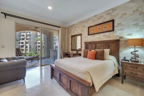 Room - PREMIUM OCEAN VIEW Remodeled Third Floor at Villa La Estancia Beachfront Resort (Cabo San Lucas)
