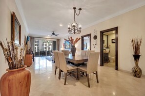 Dining - PREMIUM OCEAN VIEW Remodeled Third Floor at Villa La Estancia Beachfront Resort (Cabo San Lucas)