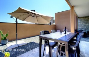 Outdoor dining - Vrbo Property (PENTA DI CASINCA)