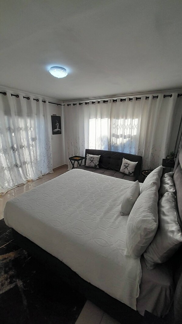 Shared Dormitory, 2 Bedrooms, Accessible | 2 bedrooms - Room-royal Ensuit at Palma Spaces (Pretoria)