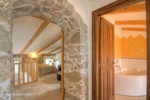 Room - Vrbo Property (CORBARA)