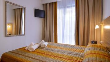 One Bedroom Apartment with Balcony | In-room safe, soundproofing, free WiFi