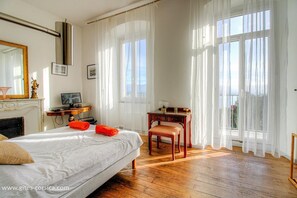 Room - Vrbo Property (AJACCIO)