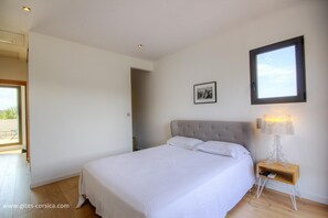 Room - Vrbo Property (MONTICELLO)