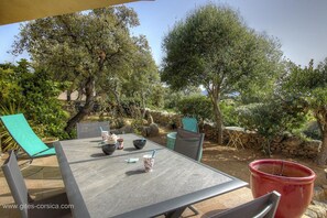 Outdoor dining - Vrbo Property (MONACIA D'AULLENE)