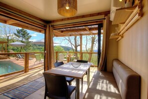 Dining - Vrbo Property (VENACO)