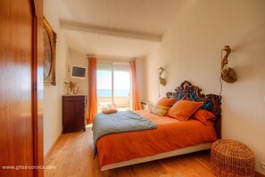 Room - Vrbo Property (LUCCIANA)