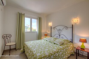 Room - Vrbo Property (TIZZANO)