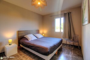 Room - Vrbo Property (SOLENZARA)