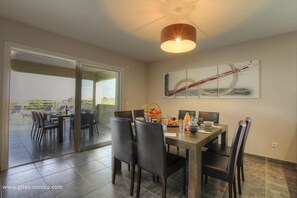 Dining - Vrbo Property (SOLENZARA)