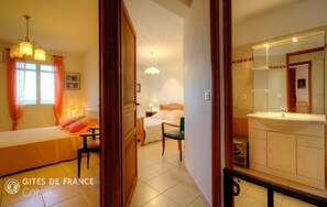 Room - Vrbo Property (POGGIO MEZZANA)