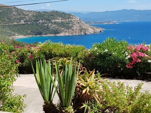 Property grounds - Vrbo Property (CARGESE)