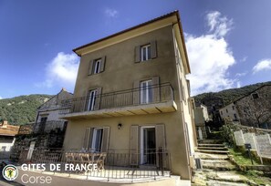 Exterior - Vrbo Property (VICO)