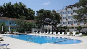 Seasonal outdoor pool