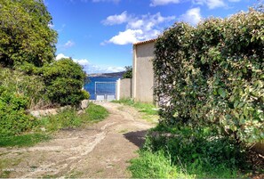 施設の敷地