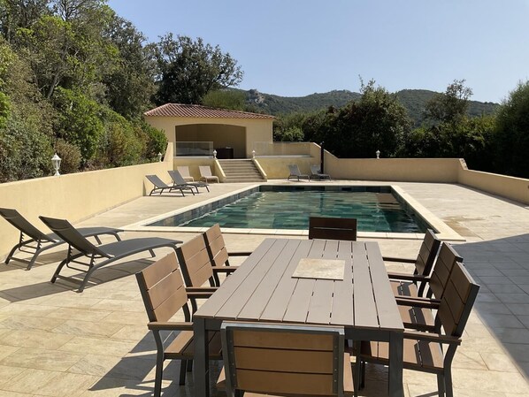 Pool - The wild olive villa (SARTENE)