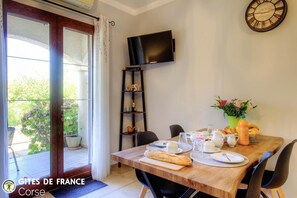 Dining - Vrbo Property (GALERIA)