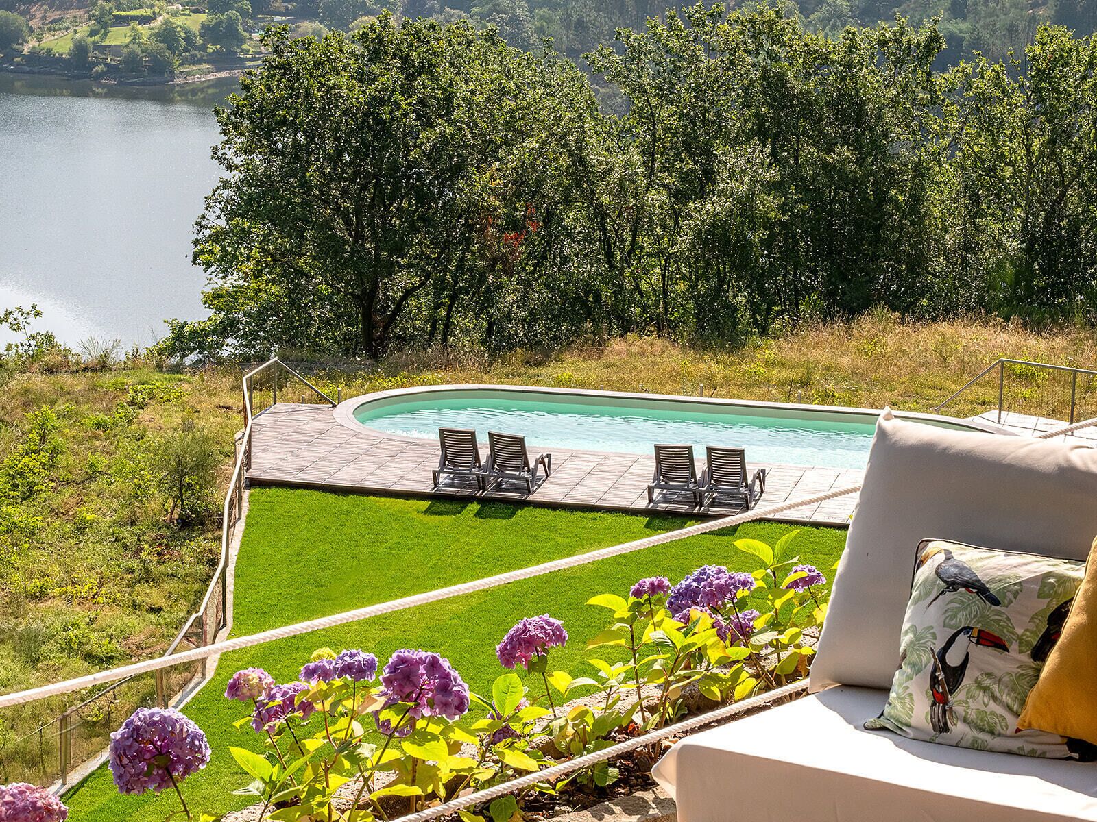 15 outdoor pools, pool umbrellas, sun loungers