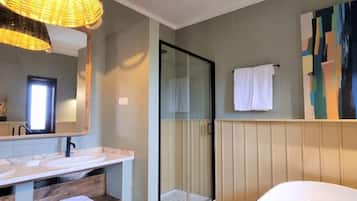 Deluxe-Studiosuite, Flussblick | Badezimmer
