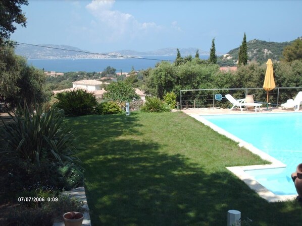 Pool - Nivelaja - LUMIO - B&B (LUMIO)