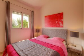 Room - Vrbo Property (BONIFACIO)