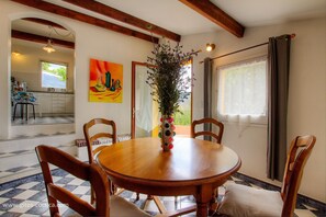 Dining - Vrbo Property (SANT ANDREA D'ORCINO)