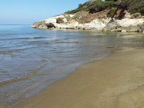 Beach - Vrbo Property (FARINOLE)