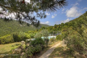 Property grounds - Vrbo Property (MONACIA D'AULLENE)