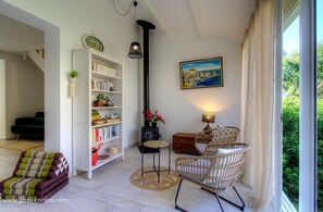 Interior - Vrbo Property (BORGO)