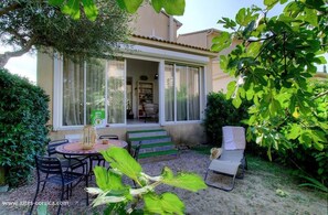 Outdoor dining - Vrbo Property (BORGO)