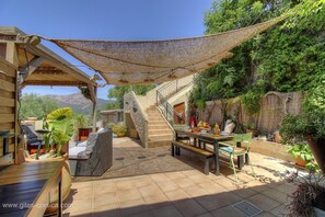 Outdoor dining - Vrbo Property (CARGESE)