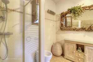 Bathroom - Vrbo Property (CARGESE)