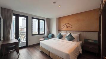 Deluxe Double or Twin Room, Balcony
