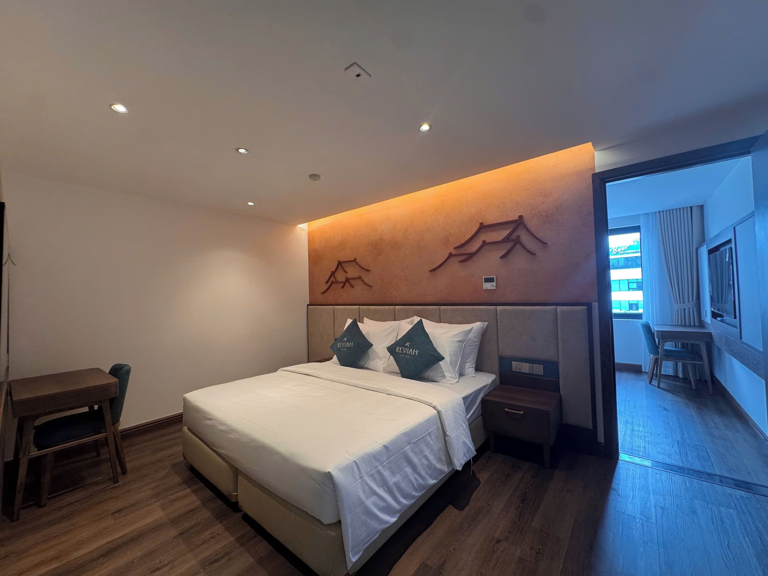Family Double Room, Balcony | Desk, blackout drapes, free WiFi
