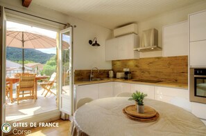 Private kitchen - Vrbo Property (SANTA REPARATA DI BALAGNA)