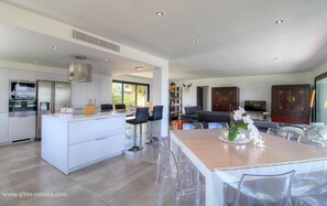 Dining - Vrbo Property (SARI SOLENZARA)