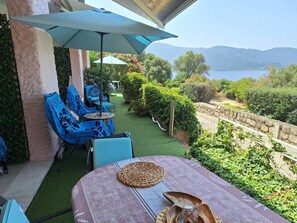 Outdoor dining - Vrbo Property (TIUCCIA)