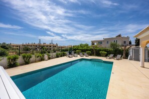 Pool - Vrbo Property (Areias de Porches)