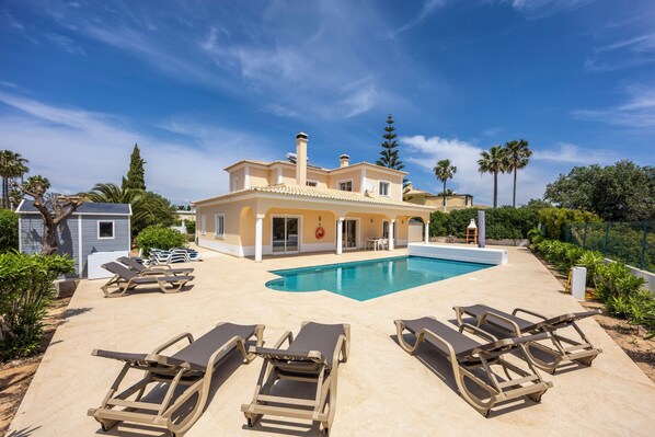 Pool - Vrbo Property (Areias de Porches)