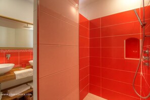 Bathroom - Vrbo Property (SAN GAVINO DI CARBINI)