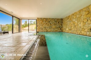 Pool - Vrbo Property (CAURO)