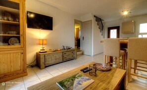 Interior - Casa Paterna - VENACO (VENACO)
