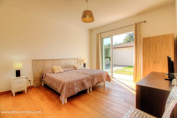 Room - Vrbo Property (CAURO)