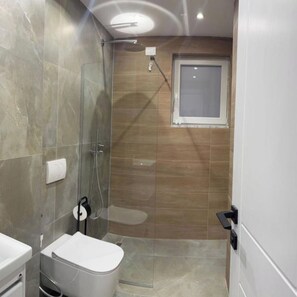 Bathroom - Zena Hotel (Durres)