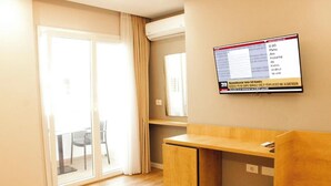 Quadruple Room, Sea View - Zena Hotel (Rrashbull)